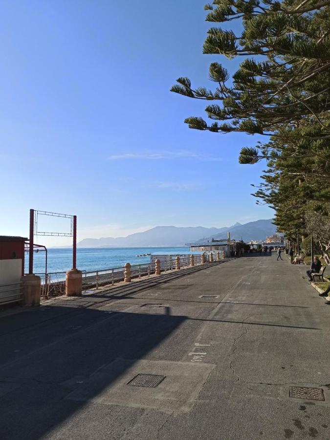 Casa Odello Suite And The Sea Бордигера Экстерьер фото